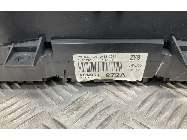 Спидометр (приборный щиток) 5C6920972A Volkswagen Jetta VI