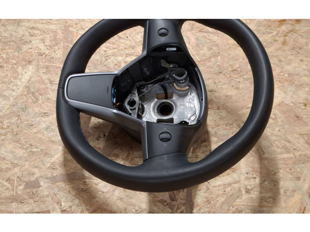 Руль Tesla Model 3 2017 - года 800283801, 1490214CNB