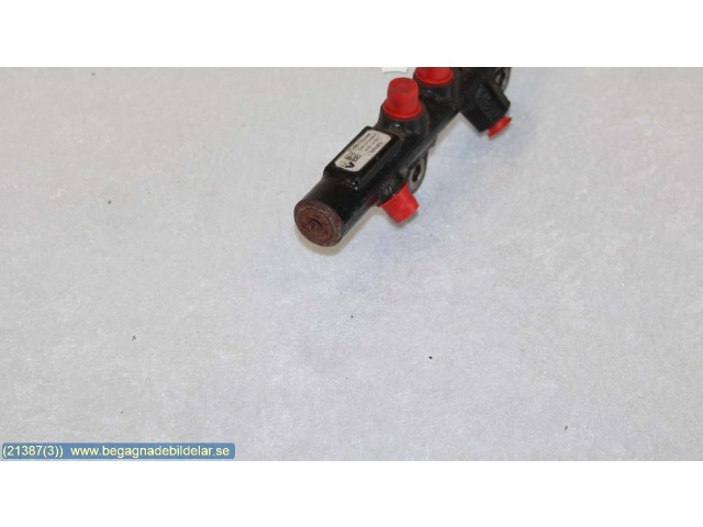 Vstřikovací lišta 1752000Q4B Nissan NV200