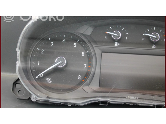 Přístrojová deska Buick Encore I 2016 42518704