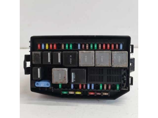 Блок предохранителей 518882220 Jaguar X-Type