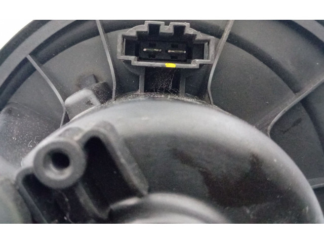 Вентилятор печки 1K1819015C Volkswagen Caddy