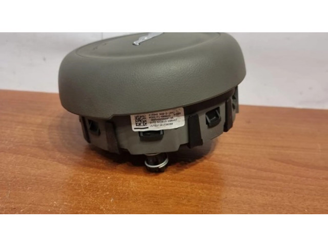 Подушка безопасности водителя GX73043B13, 058901000623 Jaguar XF