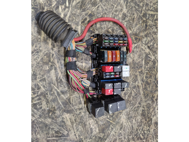 Блок предохранителей Maserati Quattroporte