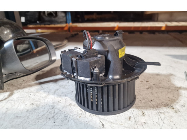 Вентилятор печки    3C0907521   Volkswagen Touran I