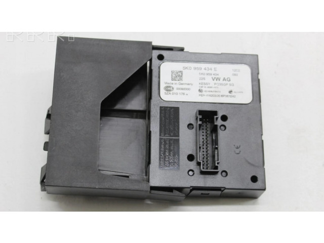 Блок управления двигателя 5K0971280A Volkswagen Jetta VI