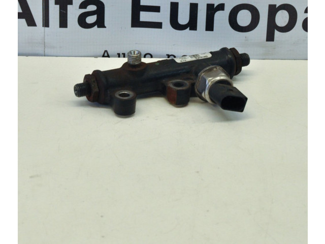 Топливная рампа 4R8Q9CD66AE Jaguar XF X250 для двигателя AJD