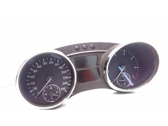 Панель приборов A2514406211, A2C53280887   Mercedes-Benz R W251       