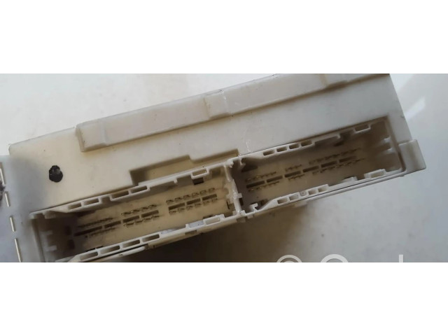 Блок предохранителей 8267253060 Lexus IS 220D-250-350