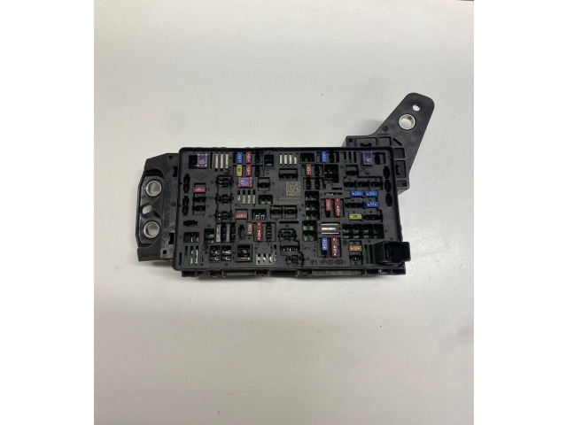 Блок предохранителей 68347016AD, 15805320AD Jeep Grand Cherokee WL