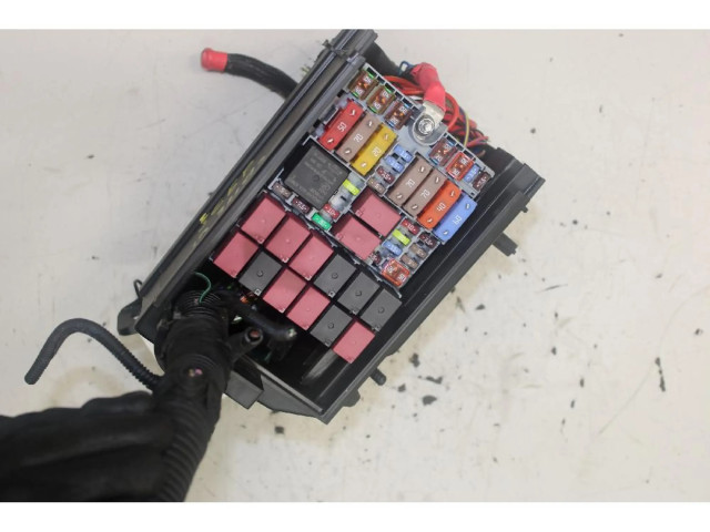 Блок предохранителей Jeep Renegade