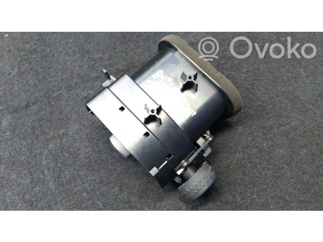 Боковая воздушная решётка