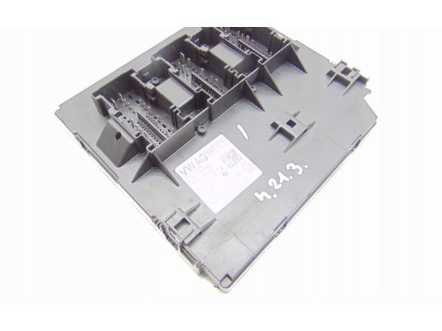 Блок управления 5K0937087AG Volkswagen Jetta VI