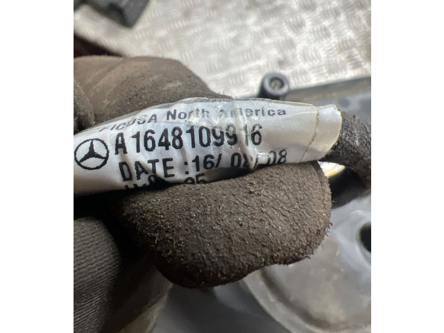 Зеркало электрическое Mercedes-Benz ML W164 2005 - 2011 года