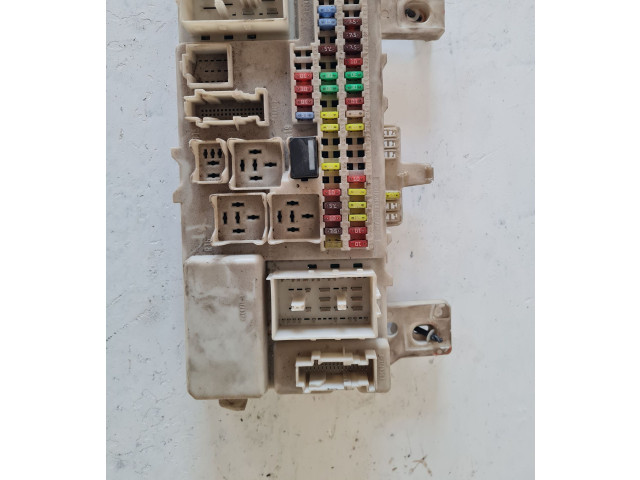 Блок предохранителей 519199020 Mazda 3 I