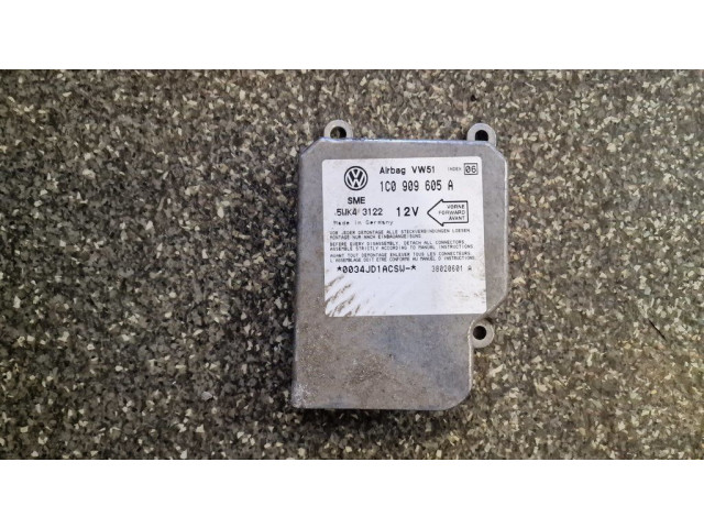 Блок управления надувных подушек