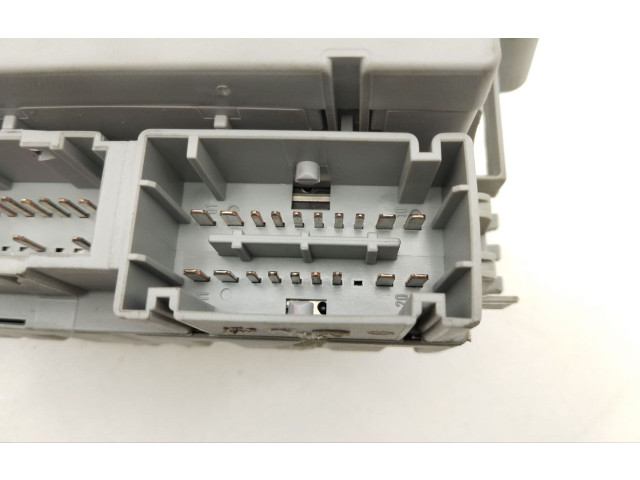 Блок предохранителей 406626, U380 Maserati Quattroporte