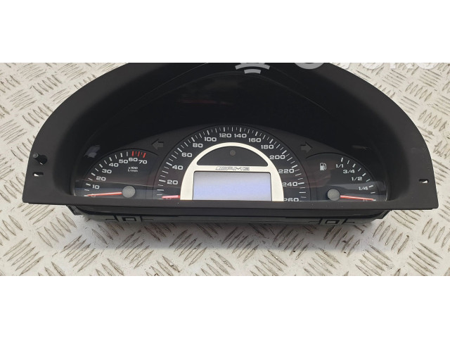 Přístrojová deska Mercedes-Benz G W463 2016