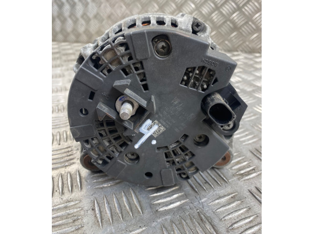 Генератор 03L903017E Audi Q5 SQ5