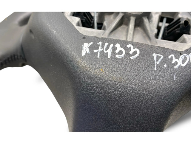 Volant Peugeot 3008 I 2011