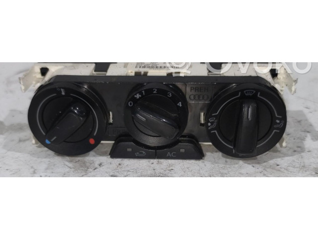 Блок управления климат-контролем    Audi A1