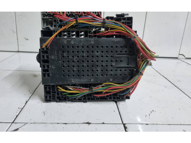 Блок предохранителей 08679899, 02W381 Volvo S60