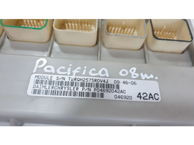 Блок комфорта 04692042AC, P04692042AC Chrysler Pacifica