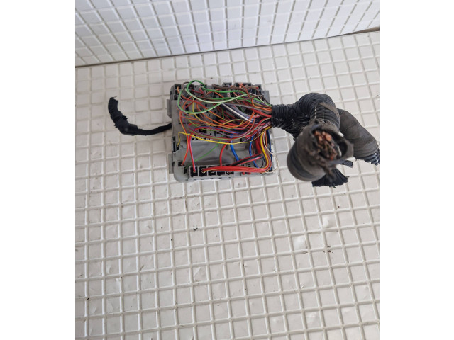 Блок предохранителей 51867698   Opel Combo D    