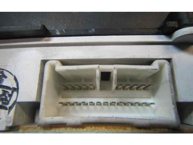 Панель приборов    Chevrolet Nubira       