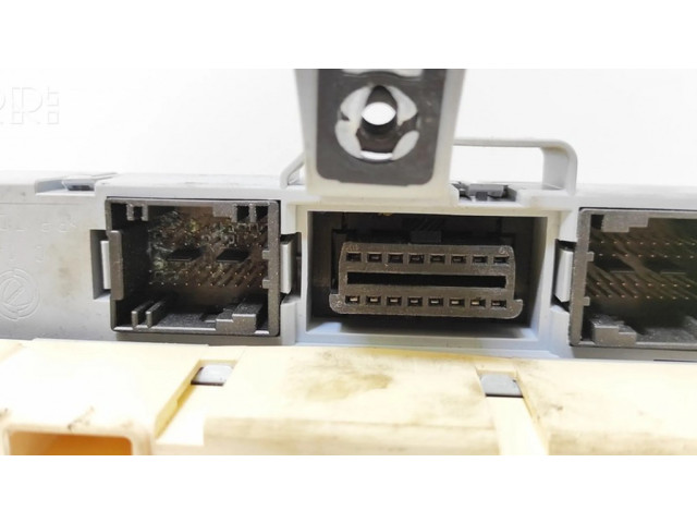 Pojistková skříňka 467463750 Alfa Romeo 147 2001