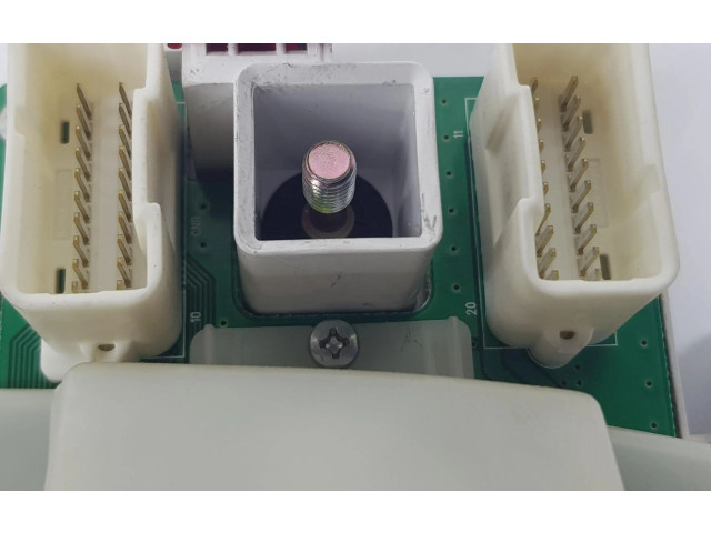 Přístrojová deska Toyota Land Cruiser (J120) 2004 838006D212, 838006D212