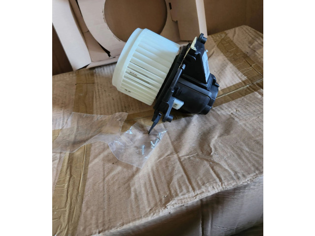 Вентилятор печки    5P1320000   Peugeot 5008 II