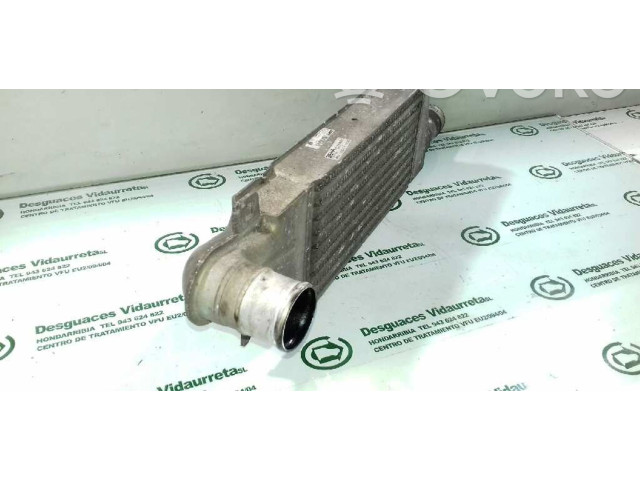 Интеркулер  24427069   Opel Combo C 