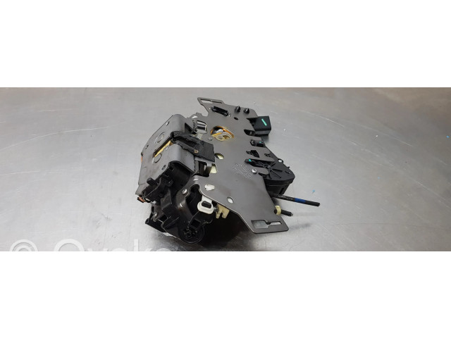 Замок багажника 68030379AA Chrysler Grand Voyager V 2007-2015 года