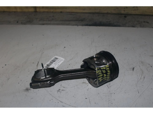 Поршень с шатуном 940B4000 Jeep Renegade