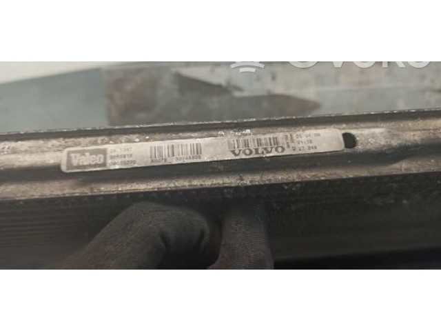 Интеркулер  30748808, 989581K   Volvo XC90 