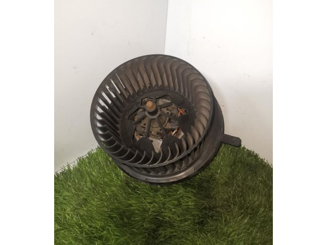 Вентилятор печки 1K1820015Q Volkswagen Caddy