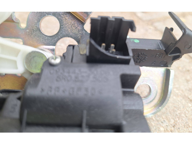 Замок багажника Audi A1 2010 - 2018 года