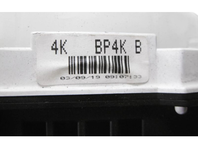 Přístrojová deska Mazda 323 F 2003 4KBP4KB, 4KBP4KB