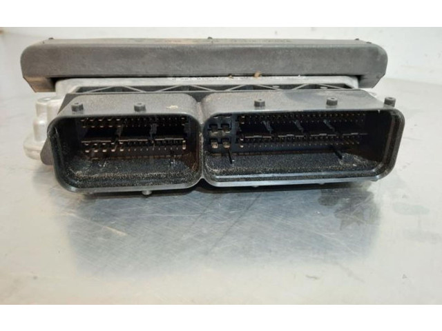 Řídící jednotka 03L906018JP   Audi A5 Sportback 8TA 2012