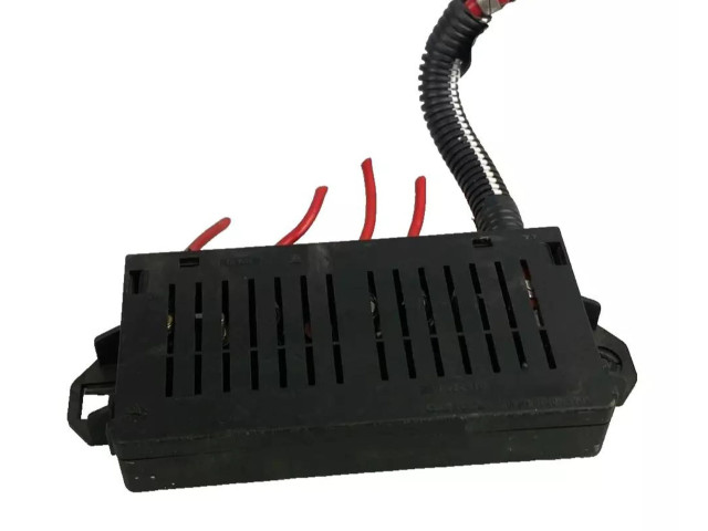 Блок предохранителей 9162323, 9441776 Volvo V70