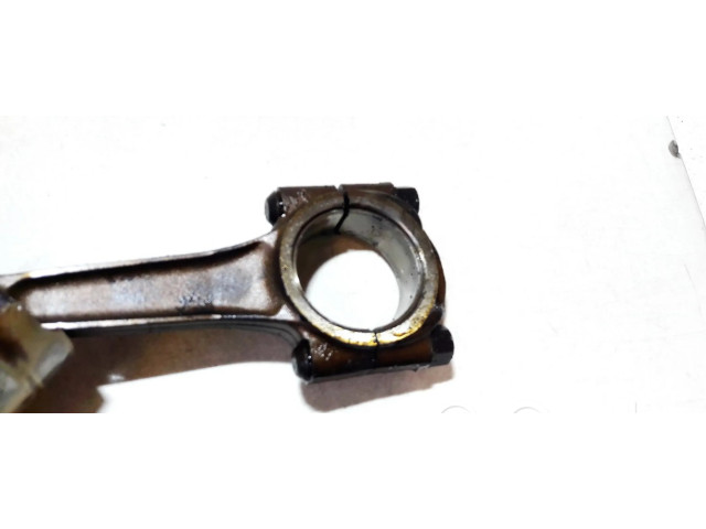 Píst Citroen Xsara pro benzínový motor 1.6