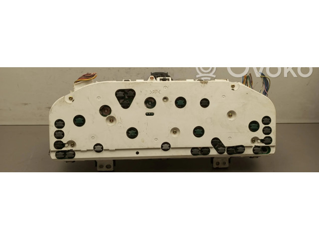 Панель приборов LE5955430, 1575204340 Mazda MPV II LW