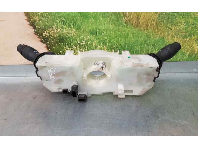 Ручка стеклоочистителей 255670019R Renault Scenic III - Grand scenic III