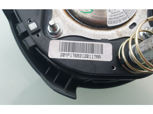 Подушка безопасности водителя 80100J7000, J756900010   KIA Ceed