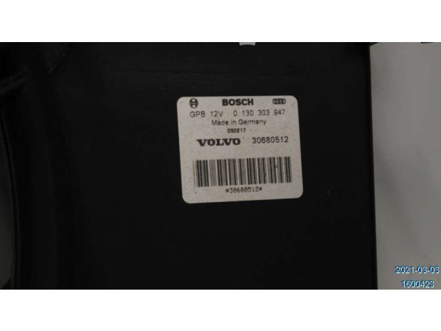 Электрический вентилятор радиаторов  30680512   Volvo V70 