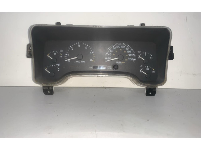 Панель приборов Jeep Cherokee XJ