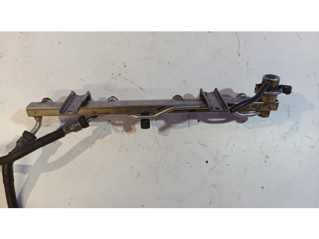 Топливная рампа 9187493, 9136243 Saab 9-5 2.0 для двигателя B205E