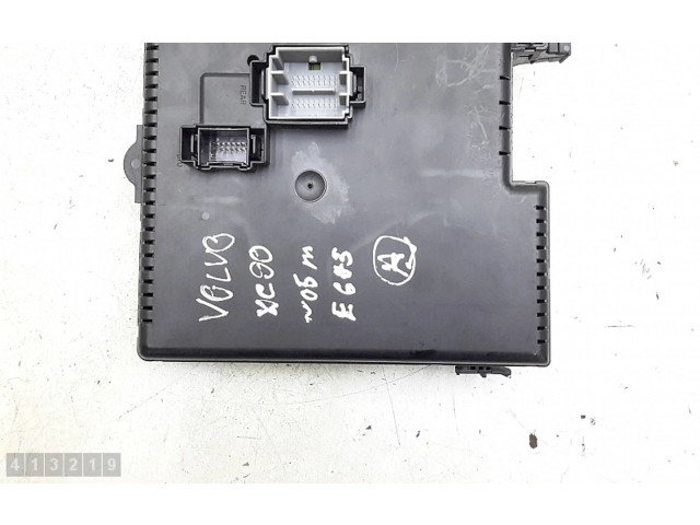 Блок предохранителей 28017881   Volvo XC90    