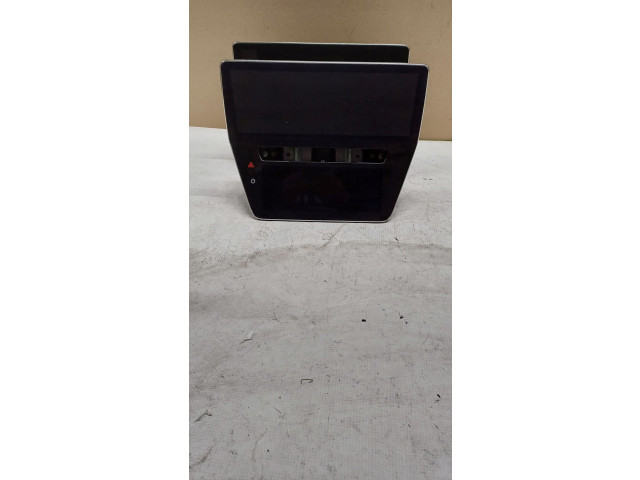 Дисплей    670274834   Maserati Grecale